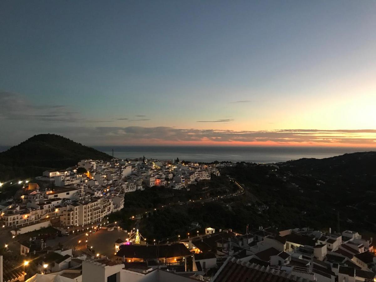 Algarabi Villa Фригиляна Екстериор снимка